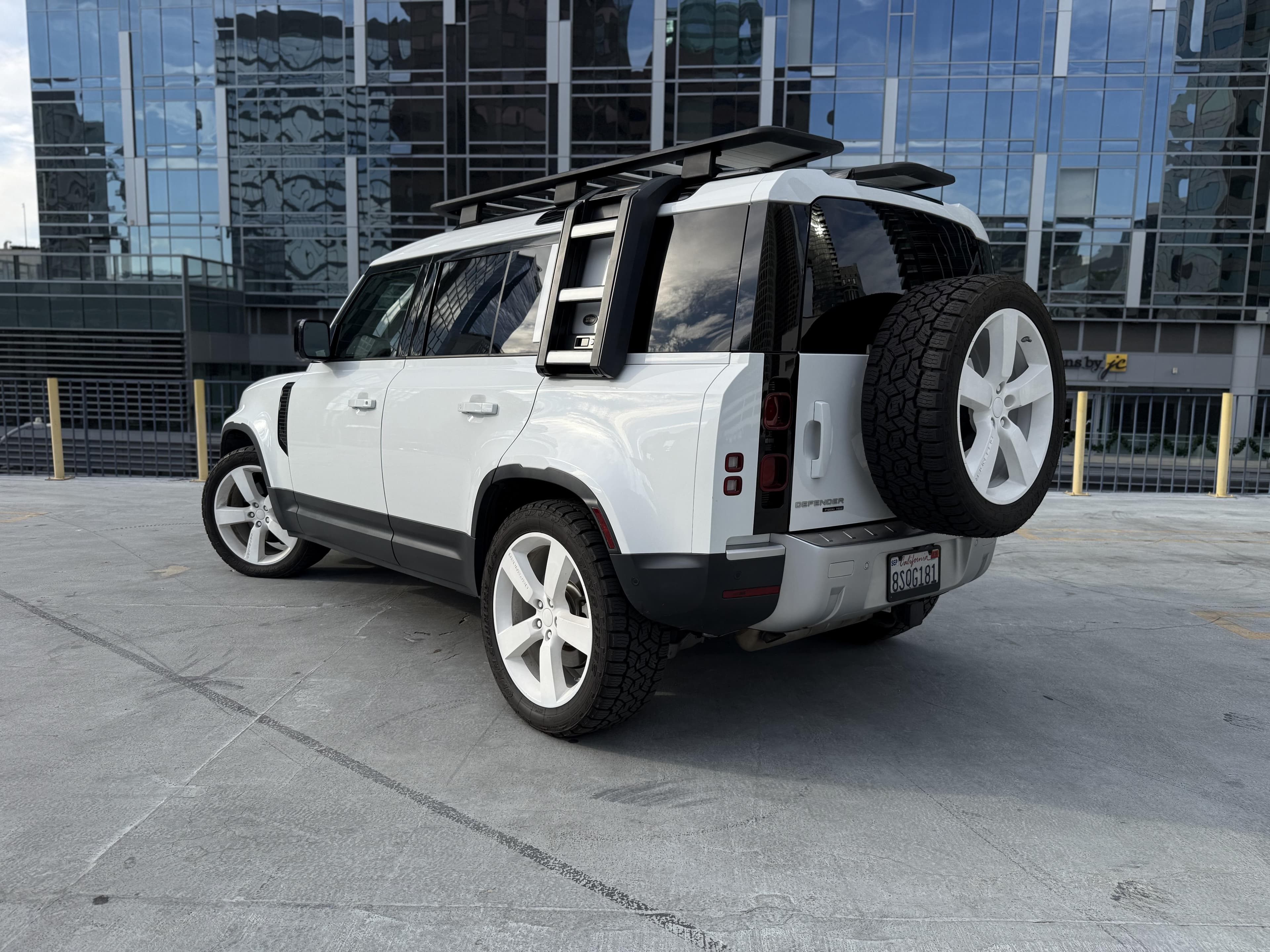 Car carousel image
