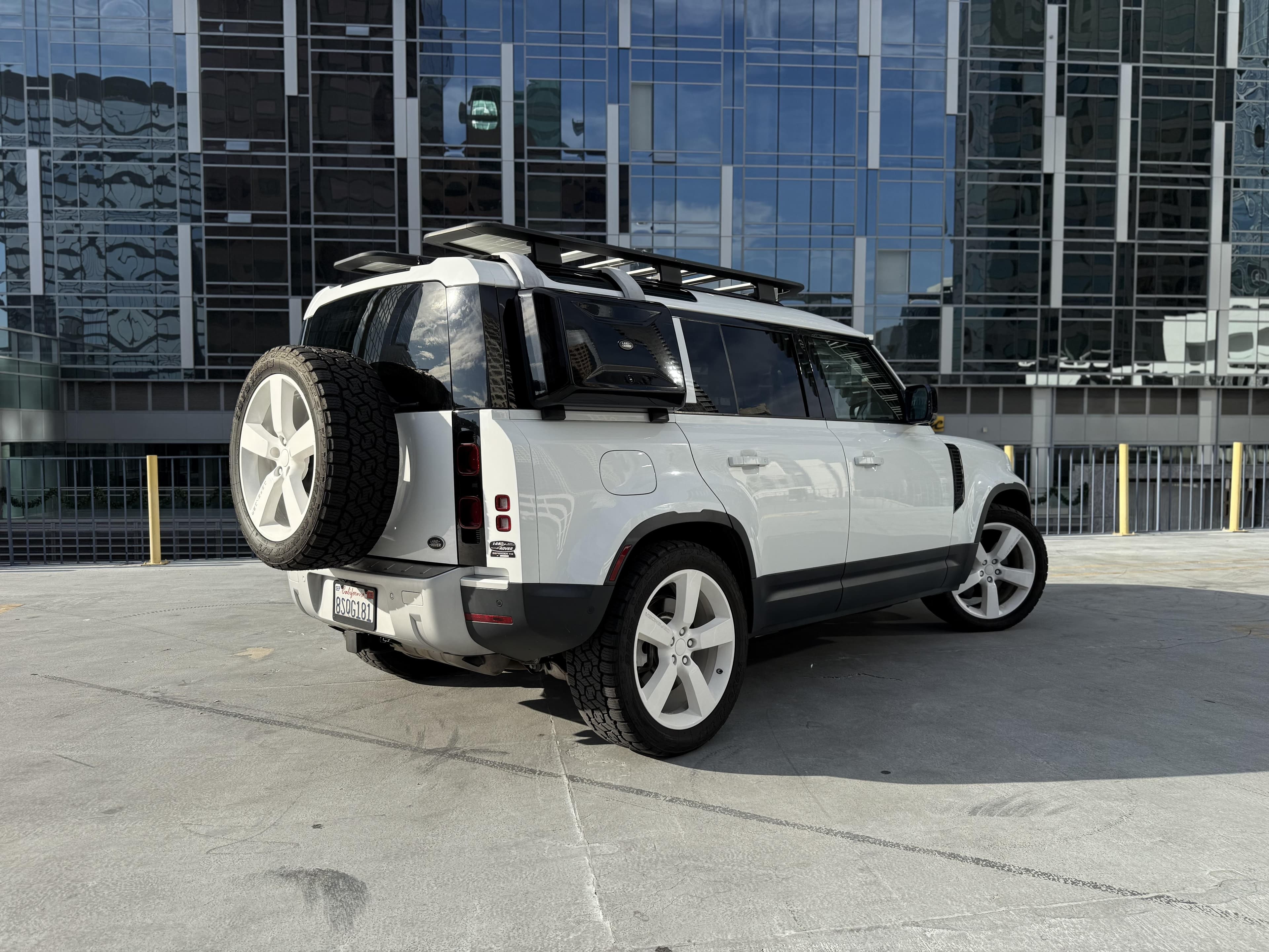 Car carousel image