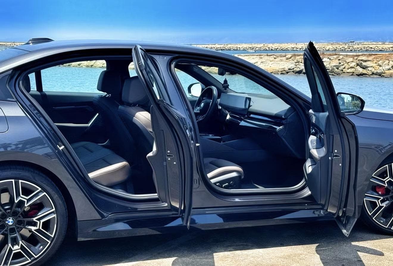 Car carousel image