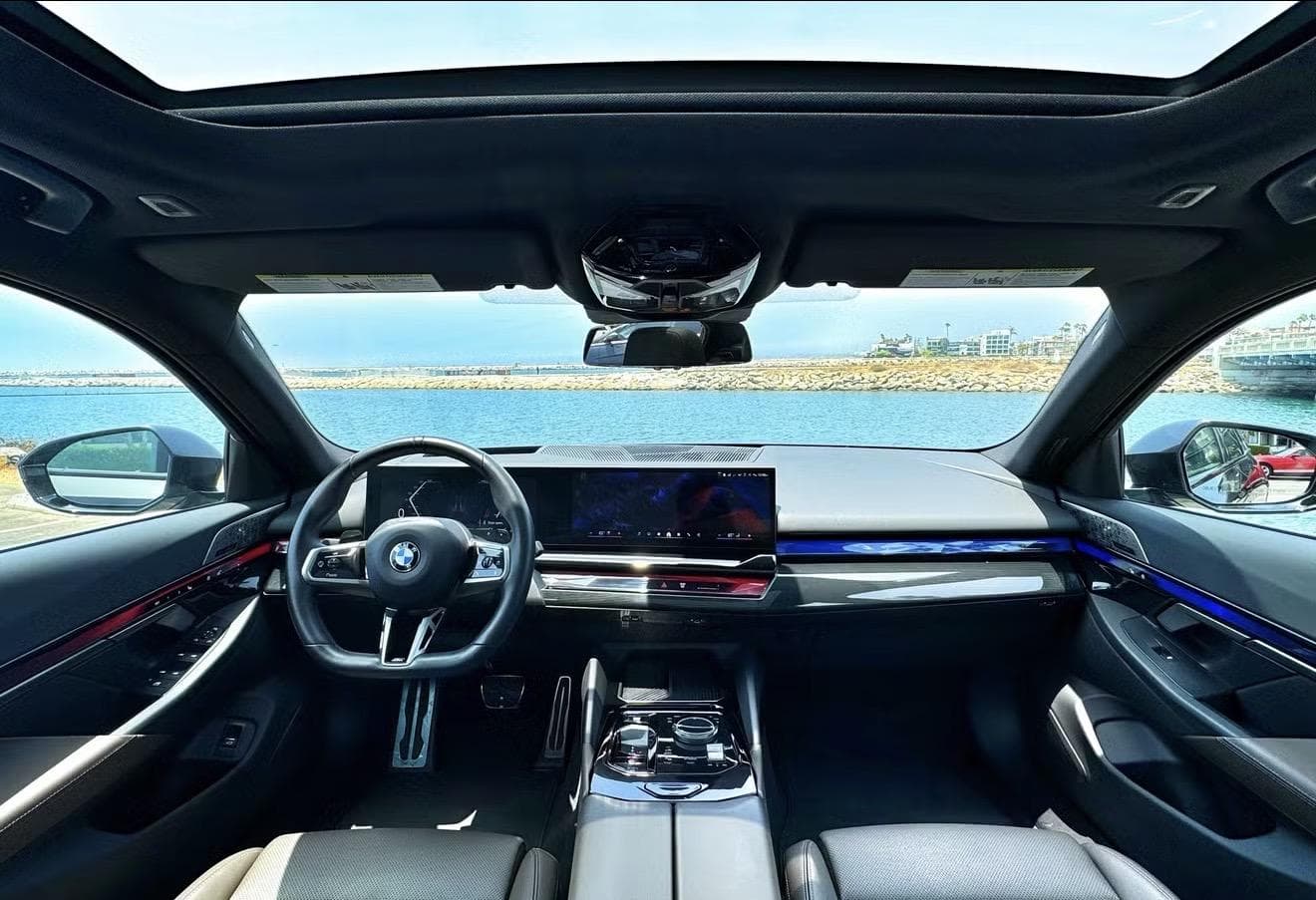 Car carousel image
